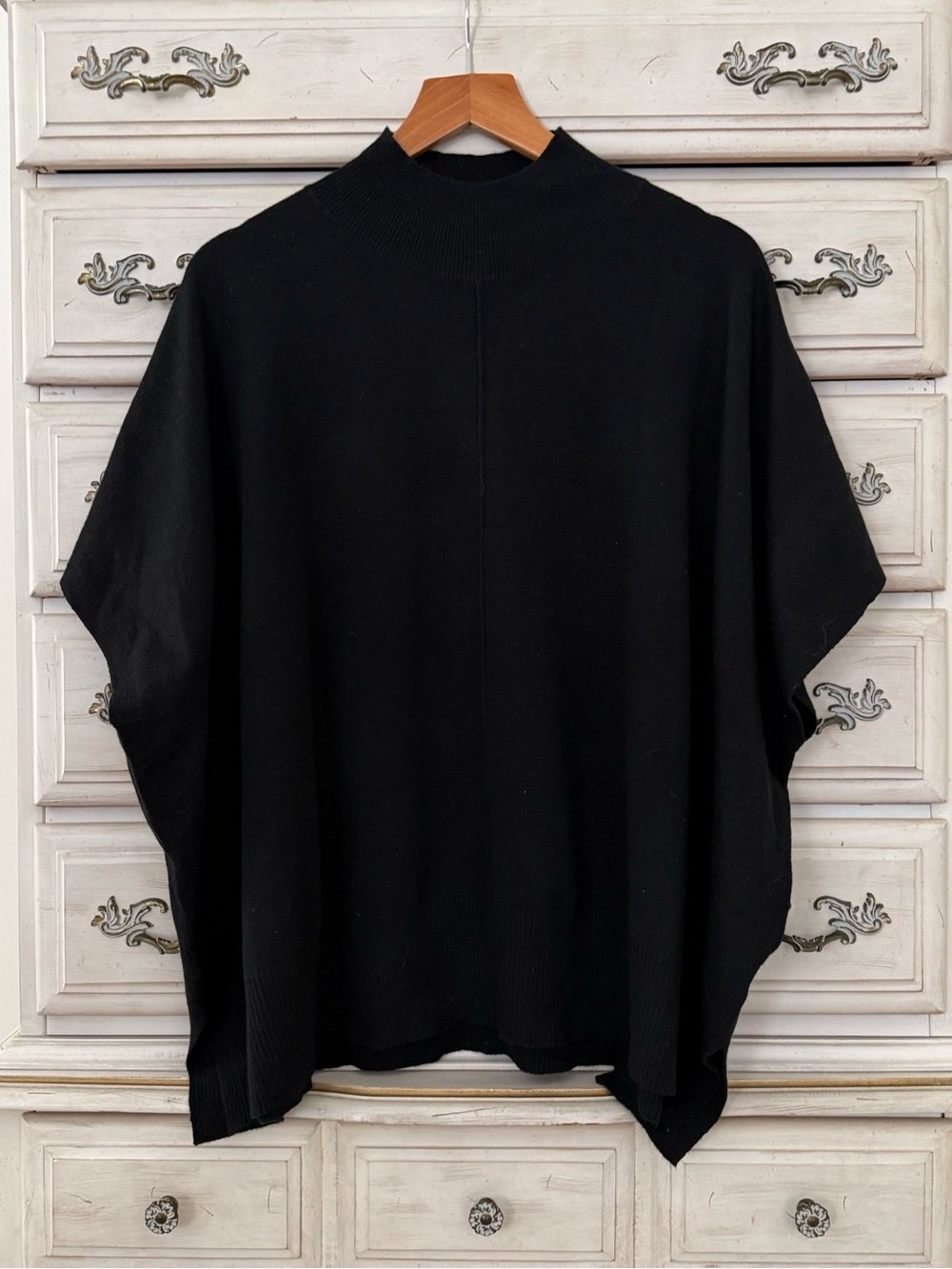 Vici Black Wool Sweater